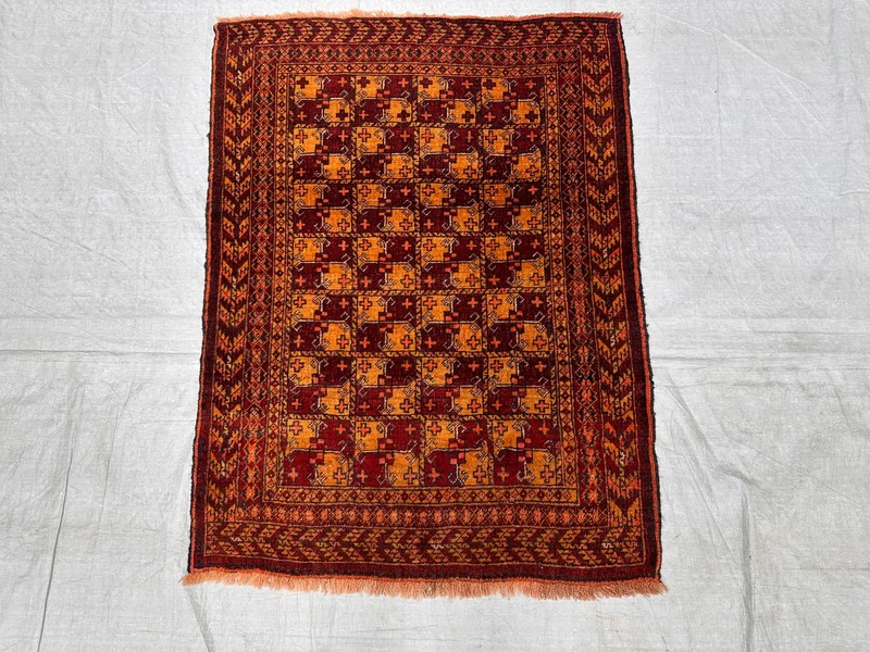 COLLECTORS' PIECE Vintage Stunning Natural Vegetable Dye Alla Mahmal Turkoman Ru gallery