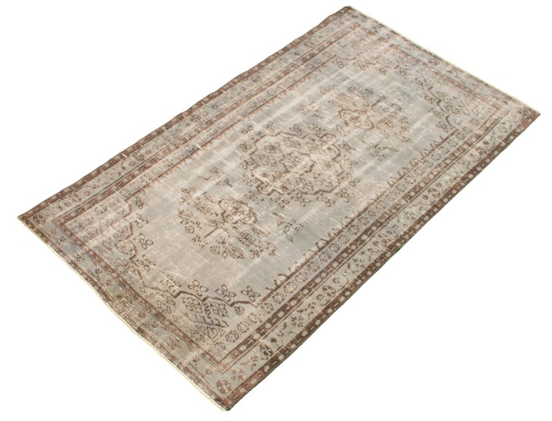 Vintage Hand-Knotted Area Rug 4'11" x 8'2" Traditional Oriental Wool Carpet gallery