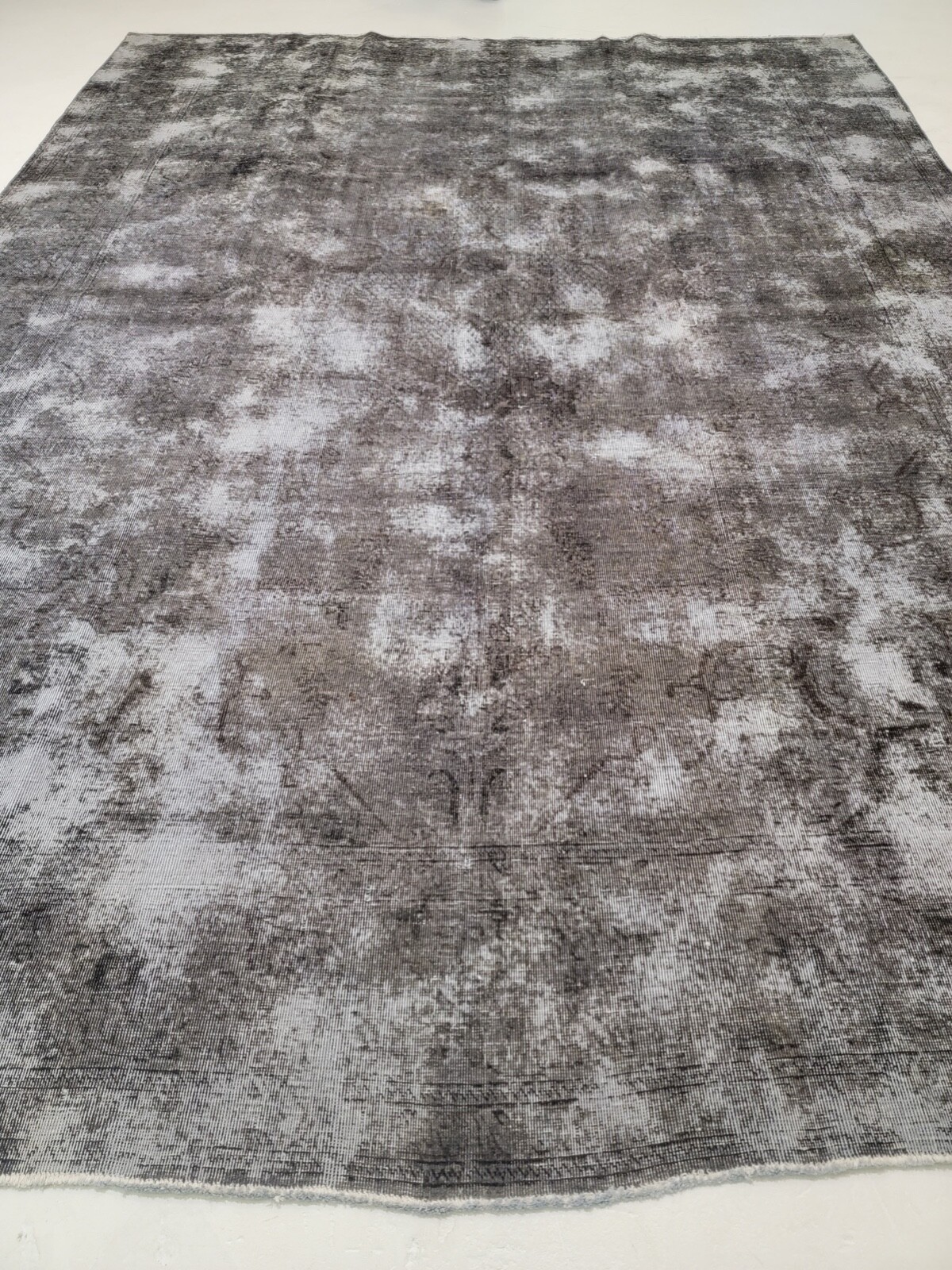 Antique Oriental Hand-Knotted Wool Area Rug Distressed Charcoal 9'7" x 12'9" gallery