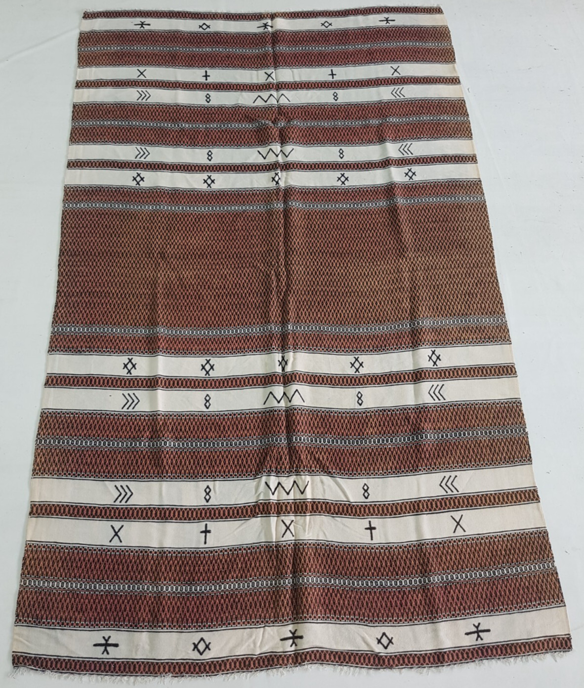 Vintage Handmade Traditional Moroccan Kilim Floor Rug Carpet 242x149 cm gallery