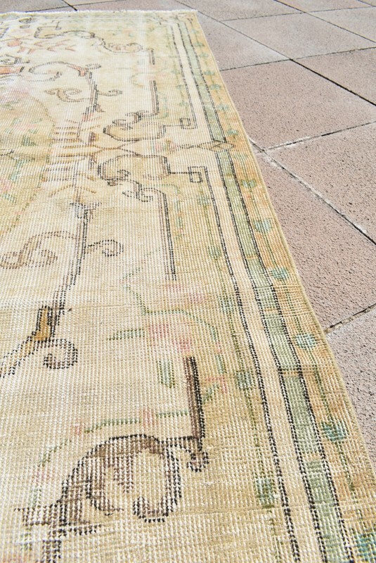 Vintage Turkish Rug 45'' x 77'' Muted Dye Oushak Rug Hand-knotted Wool Rug gallery