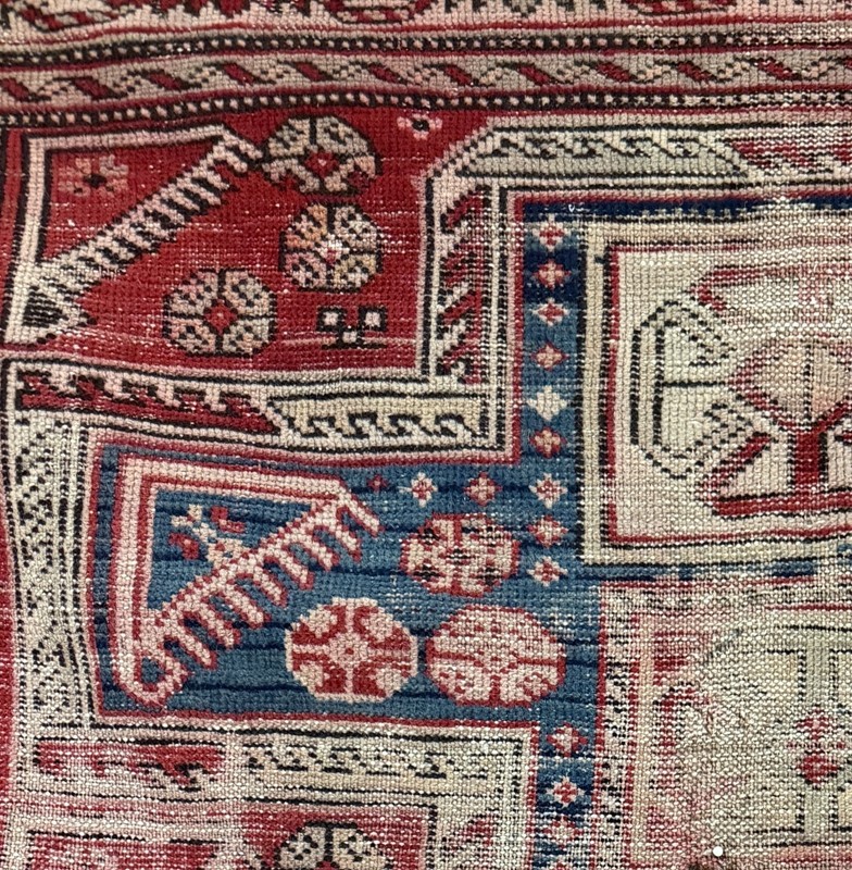 OLD CAUCASIAN SHIRVAN RUG gallery