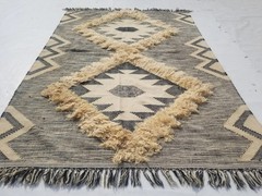 Vintage Traditional Handmade Moroccan-style Durrie Wool Beige Kilim 7.1×4.11ft