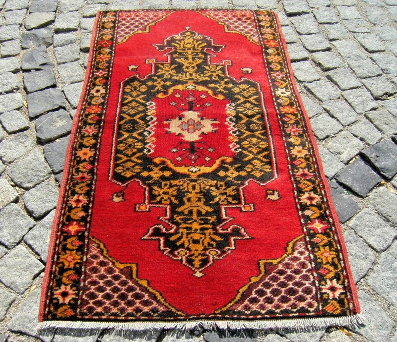 Vintage Turkish Rug 27'' x 46'' Hand-knotted Kurdish Rug East Anatolian Wool Rug gallery