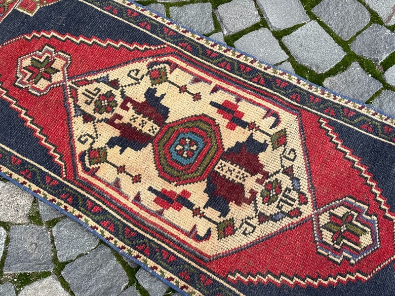 Turkish rug, Vintage small rug, Handmade wool rug, Entryway rug 1,6 x 4,0 ft gallery