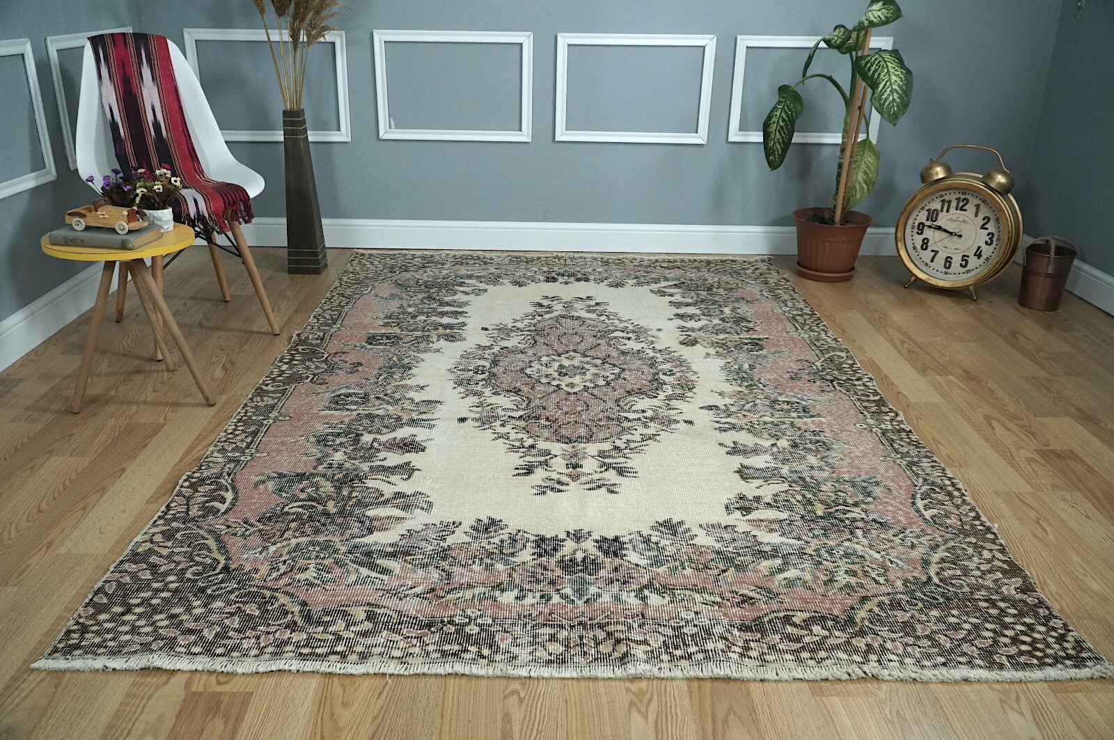 Boho Decor Rug, Vintage Turkish Rug, Beige Pink Brown Carpet 5.64x7.91 ft H-2470 gallery