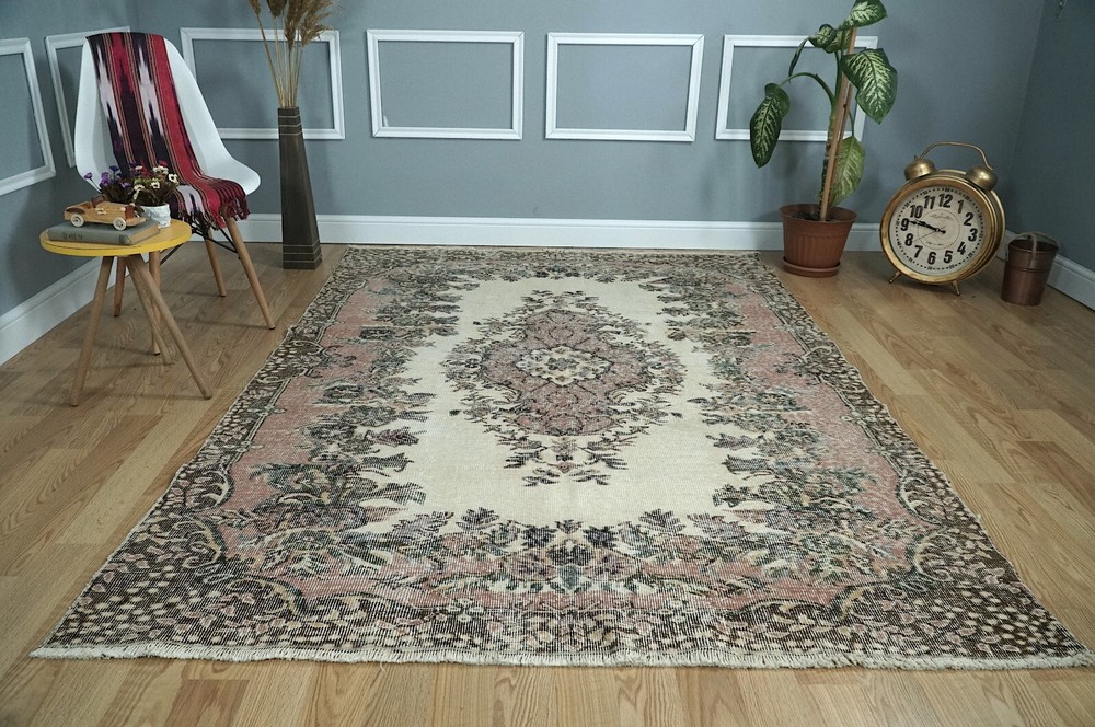 Boho Decor Rug, Vintage Turkish Rug, Beige Pink Brown Carpet 5.64x7.91 ft H-2470