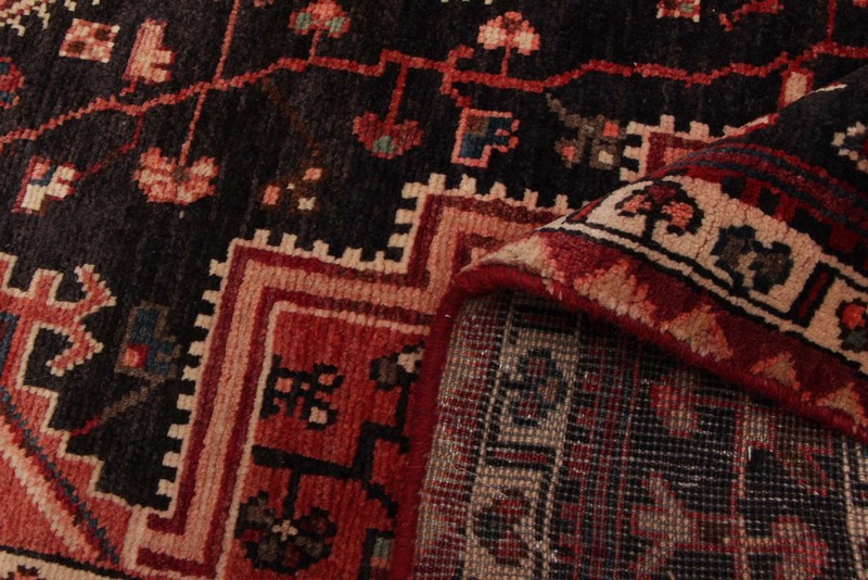 Vintage 4'9" x 9'3" Traditional Hand Knotted Vegetable Dye Wool Area Rug gallery