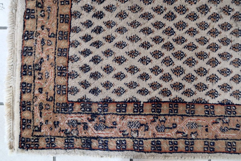 Handmade vintage Indian Seraband rug 2.9' x 5.2' (89cm x 160cm) 1970s - 1C897 gallery