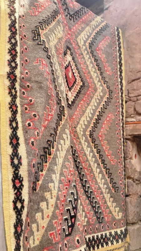 Antique Moroccan Berber Atlas Amazigh carpet Vintage rug Geometric Style gallery