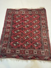 Antique Oriental Hand-Knotted Wool Area Rug Turkoman Red/White/Black 4′ x 4’8″