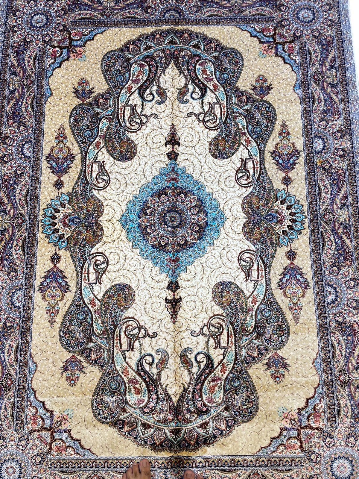 Silk Rug 3 x 5 Feet High Quality Floral Medallion Design Soft 91 x 152 cm gallery