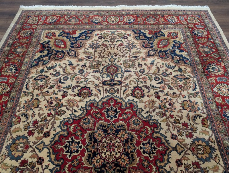 Indo Per'sian Sarouk Rug 6x9, Floral Medallion gallery
