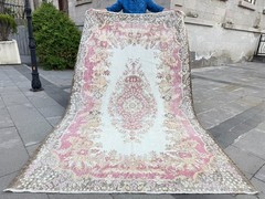 Vintage Oushak Rug 5.2×9 ft Pink Cream Medallion Muted Turkish Floral Carpet