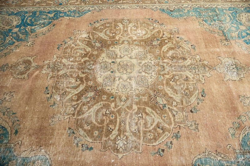 Semi-Antique Distressed Floral Muted Oriental Rug Dining Room Carpet 7x10 Ft gallery