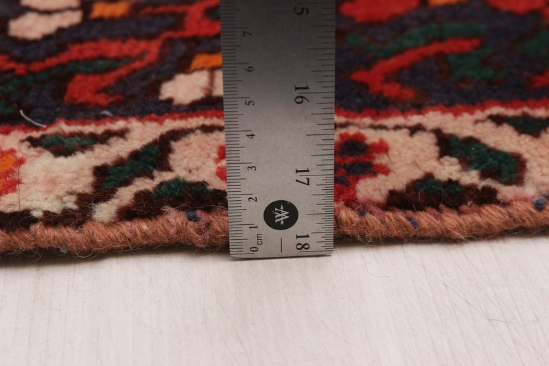 Vintage 4'11" x 9'8" Traditional Hand Knotted Vegetable Dye Wool Area Rug gallery
