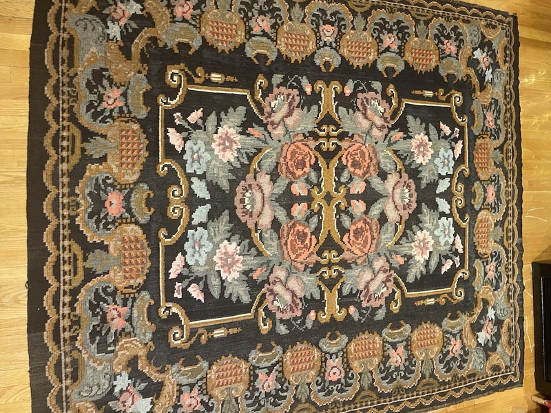 Antique Rose Kilim Rug gallery