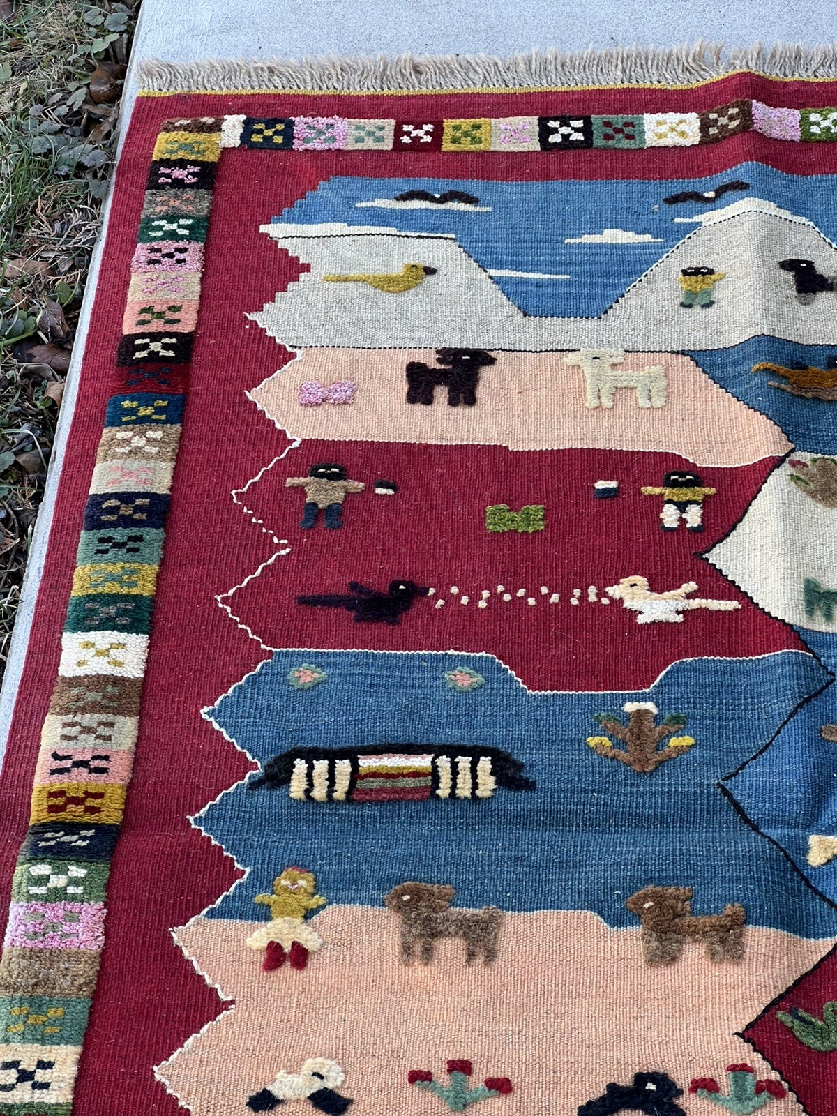 Pictorial oriental rug Hand knotted size 5 ft x 3.4 ft gallery