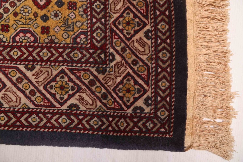 Traditional Vintage Hand-Knotted Area Rug 4'11" x 7'6" Oriental Wool Carpet gallery
