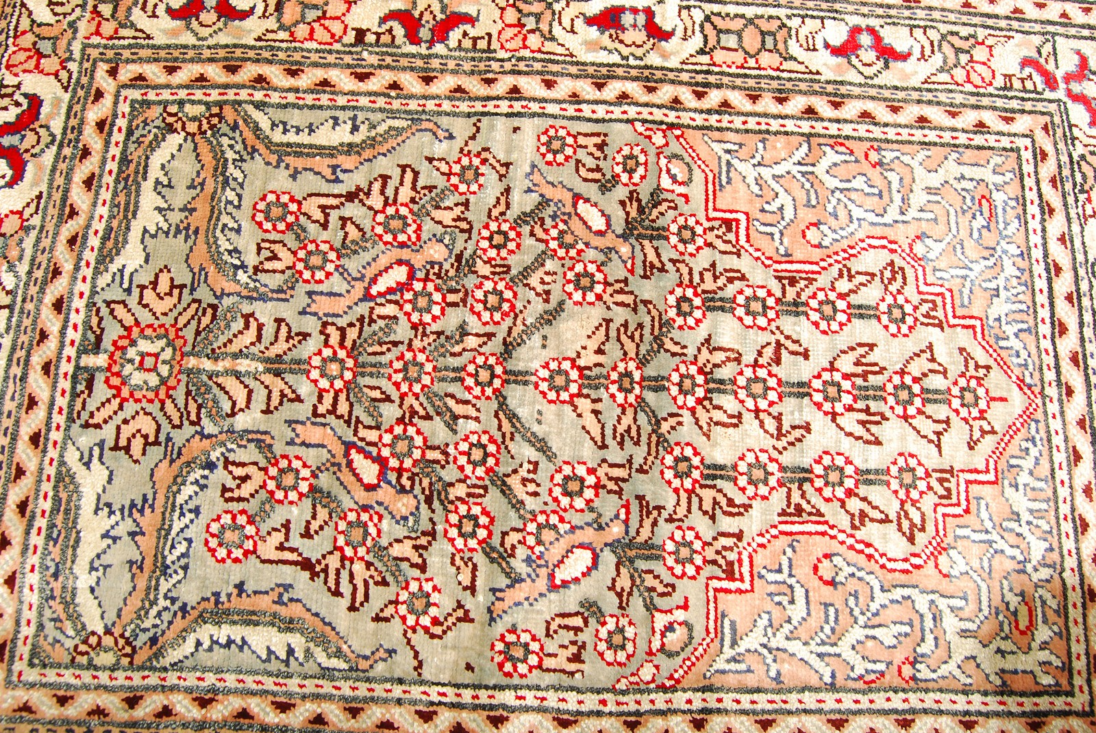 Antico Tappeto Hereche / Hereke in seta 100% Misura 55x42 CM gallery