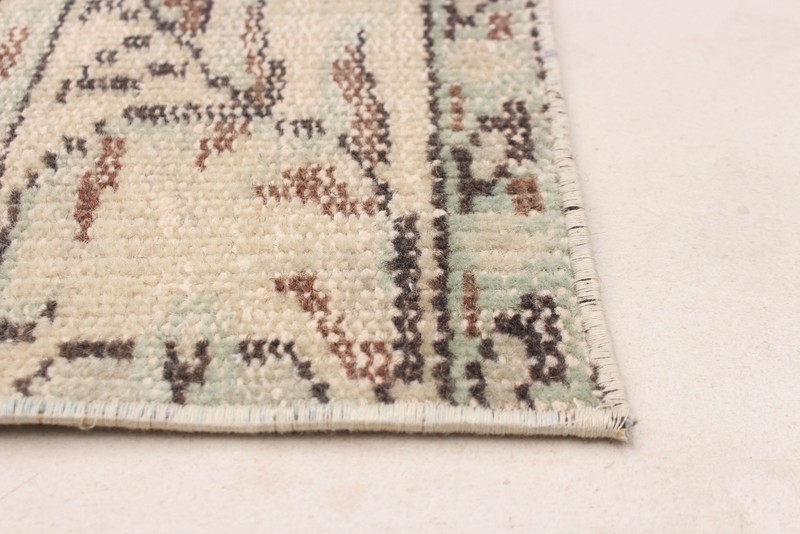 Vintage Traditional Hand-Knotted Area Rug 4'3" x 8'1" Oriental Wool Carpet gallery