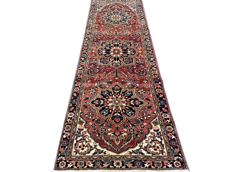 VINTAGE HERIZ RUNNER HAND MADE PERSIAN WOOL RUG HALLWAY CARPET 10'5" x 3'4" gallery