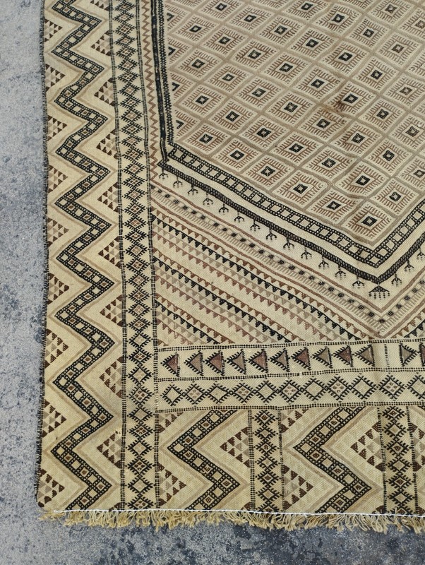 Vintage Moroccan Geometric Motif Multicolor Wool Kilim Rug Carpet 266x161 cm gallery