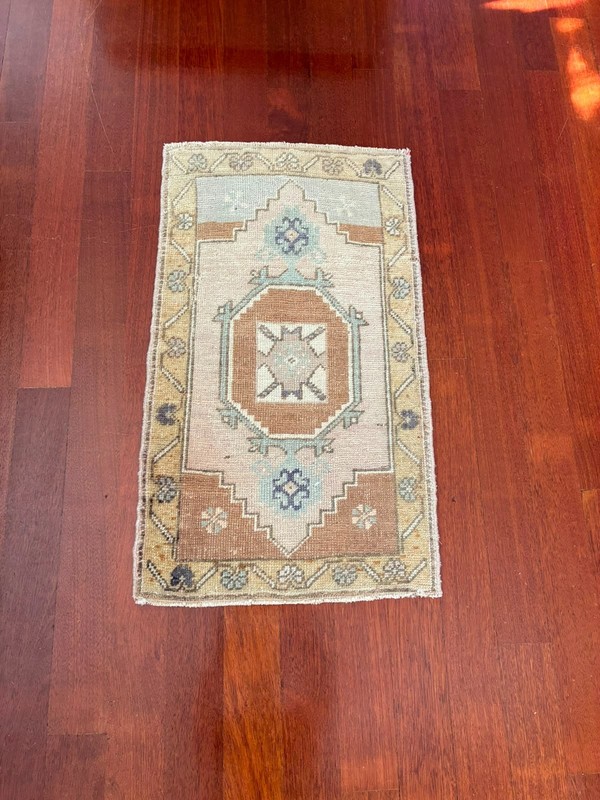 Small Accent Mat 2x3 Pink Brown Blue Vintage Hand Knotted Turkish Rug gallery