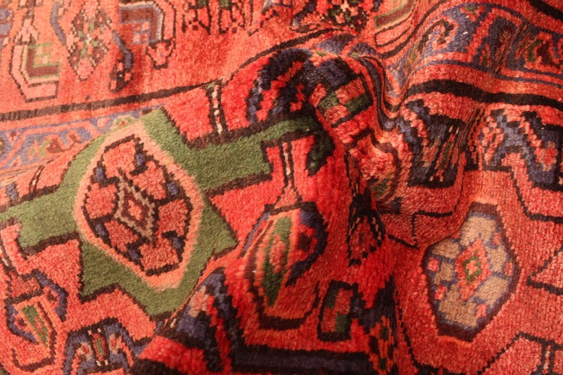 Vintage 4'3" x 7'0" Traditional Hand Knotted Vegetable Dye Wool Area Rug gallery