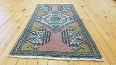 Primitive Antique 1900-1930’s Wool Pile,Vegy Dye,Tribal Rug 1’7”x 3’2”