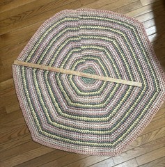 Beautiful Vintage Victorian Rug