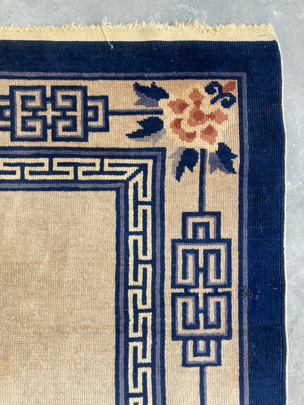 Vintage Handmade Chines Peking Art Deco Style Floral Wool Rug 230x157 cm gallery