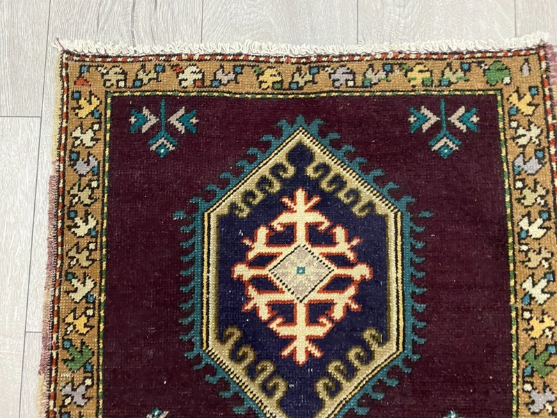 Purple square rug, Vintage rug, Turkish rug, Small rug, Wool rug, 1.8x2.0 ft gallery