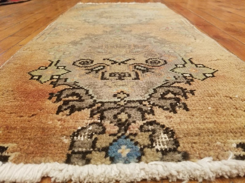 Beautiful Primitive Antique 1900-1930's Wool Pile, Vegy Dye, Rug 1’4”x 3’ gallery