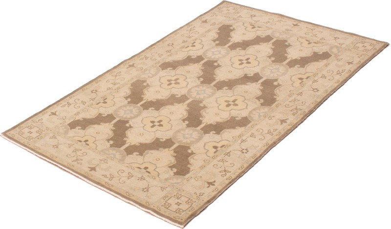 Vintage 3'10" x 5'10" Traditional Hand Knotted Vegetable Dye Wool Area Rug gallery