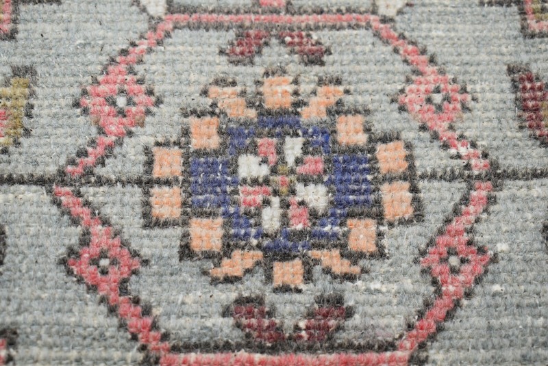 DoorMat Rug,1'6 x 3'1 ft,Turkish Rug, Vintage,Bohemian Rug, Anatolian Oushak Rug gallery