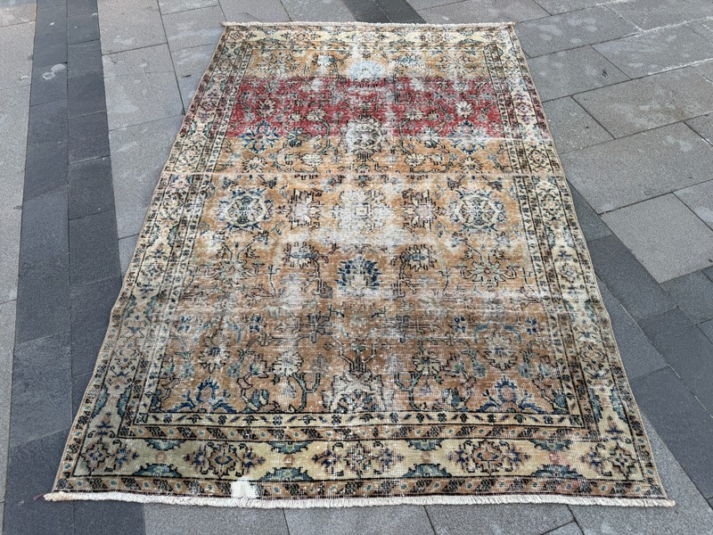 Antique Turkish Rug 4.6x7 Ft Distressed Wool Carpet Handmade Vintage Decor gallery