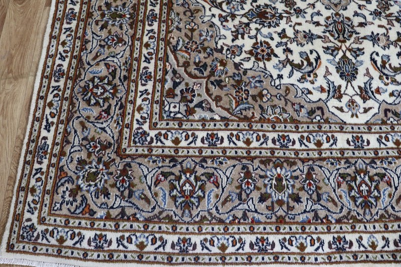 Fine Oriental Rug 288x196cm Hand Knotted Wool Carpet Cream Medallion gallery