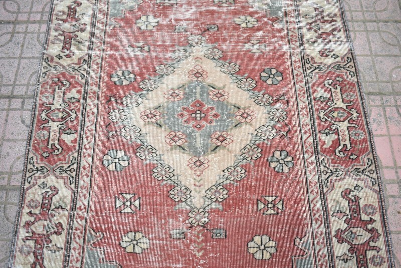 Turkish Rug 42'' x 74'' Vintage Muted Dye Oushak Rug Hand-knotted Wool Rug gallery