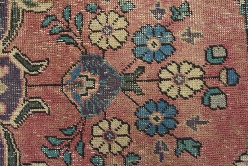Vintage Anatolia 9’7” x 12’7” Pink Distressed Wool Hand-Knotted Oriental Rug gallery