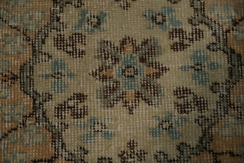 Vintage Floral Medallion Area Rug with Distressed Handmade Timeless Elegance 6x9 gallery