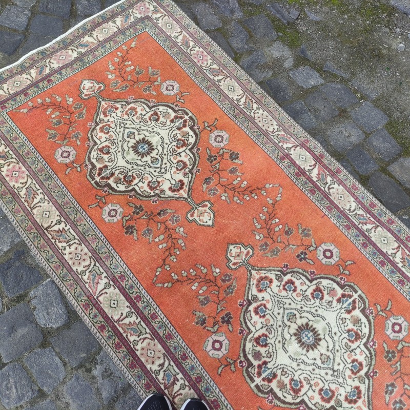 Vintage Area Rug 3.05 x 6.2 ft Bunyan Carpet , 3x6 Handmade 93 x 189 cm gallery