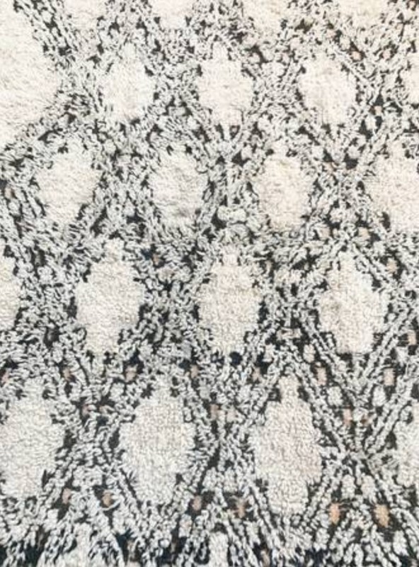 Vintage Moroccan Beni Ourain Rug Vintage Cream/ Black Wool 67" x 128" gallery