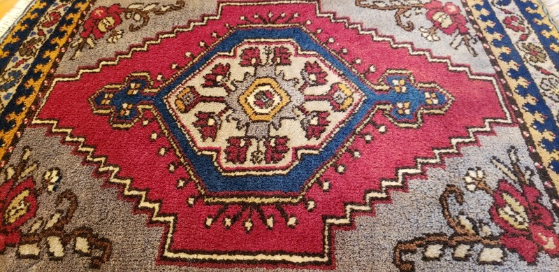 Beautiful Vintage 1960-1980's Wool Pile, Natural Dye,Tribal Rug 2’6” x 2’9” gallery