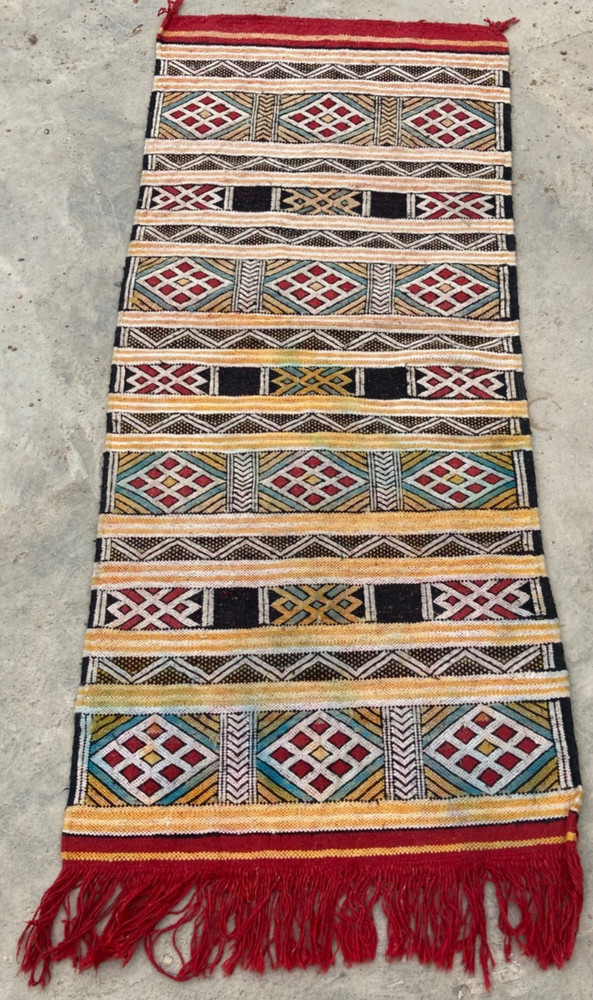 Vintage Traditional Handmade Beautiful Moroccan Kilim Floor Rug 116x50 cm