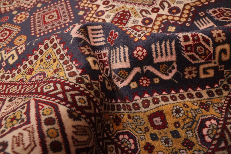 Traditional Vintage Hand-Knotted Area Rug 4'11" x 7'6" Oriental Wool Carpet gallery