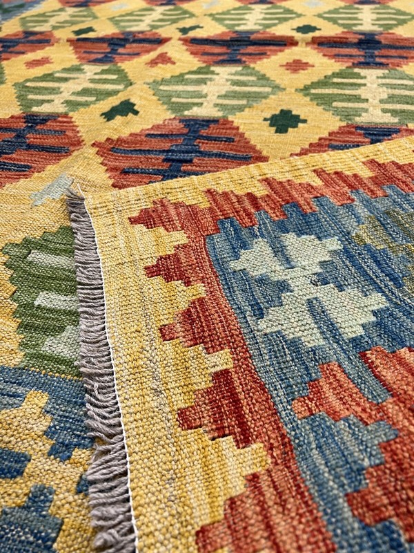 Vintage Kilim Traditional Hand Made Oriental Wool Kilim 4ftx3ft 124cmx87cm gallery