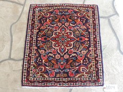 25″ x 31″ Handmade Sarouk Wool Rug