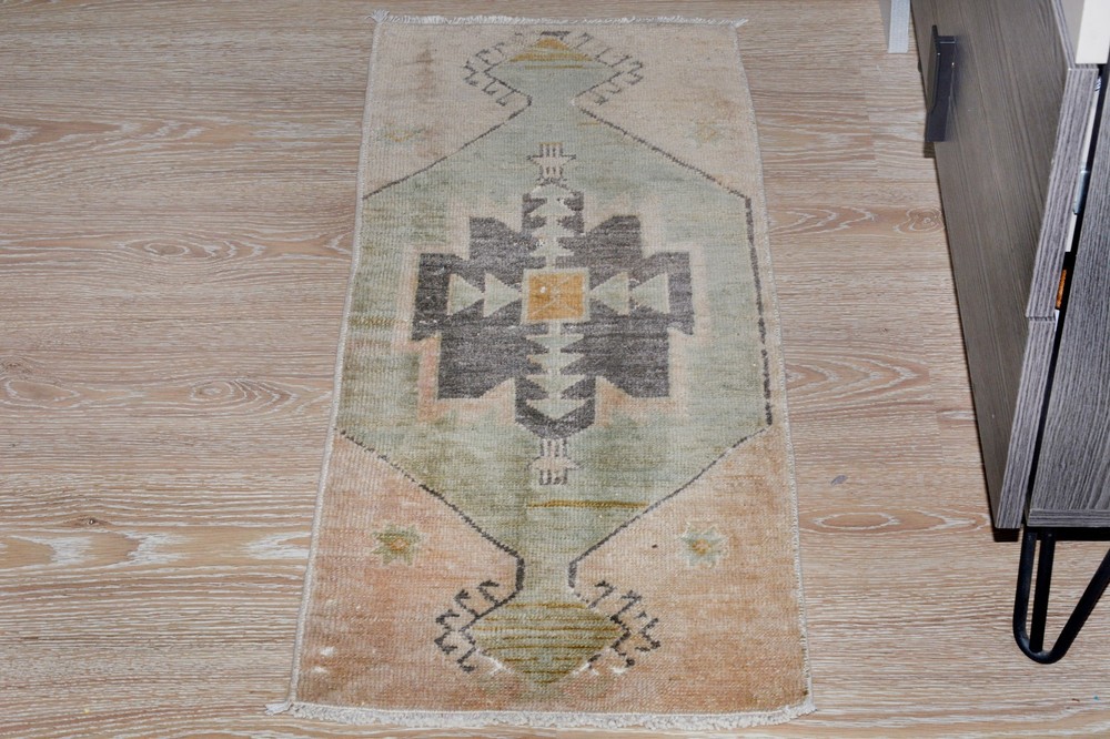 Vintage Turkish Mini Rug 1'3x3 ft, Small Oushak Rug | Faded Orange Green Mat