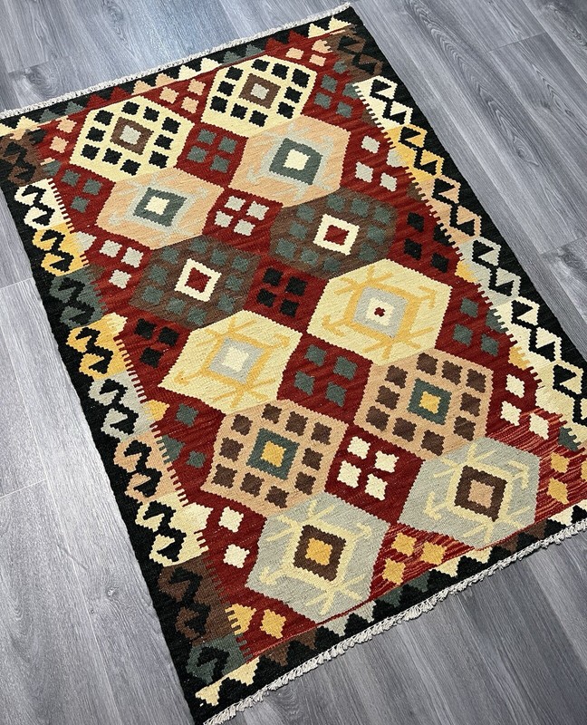 Vintage Kilim Traditional Hand Made Oriental Wool Kilim 5ftx3.2ft 143cmx102cm gallery
